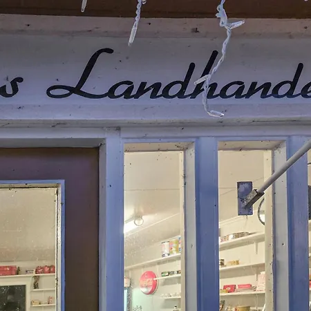 Apartamento 1 Bedroom In Kvås